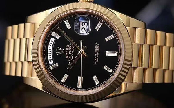 劳力士表蒙有划痕解决技巧是什么（图）