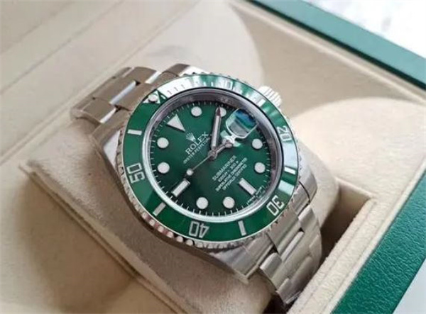 劳力士表带掉色原因是什么（图）