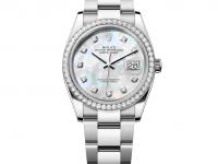 一戴就紧？教你几招让劳力士表带瞬间变合身！